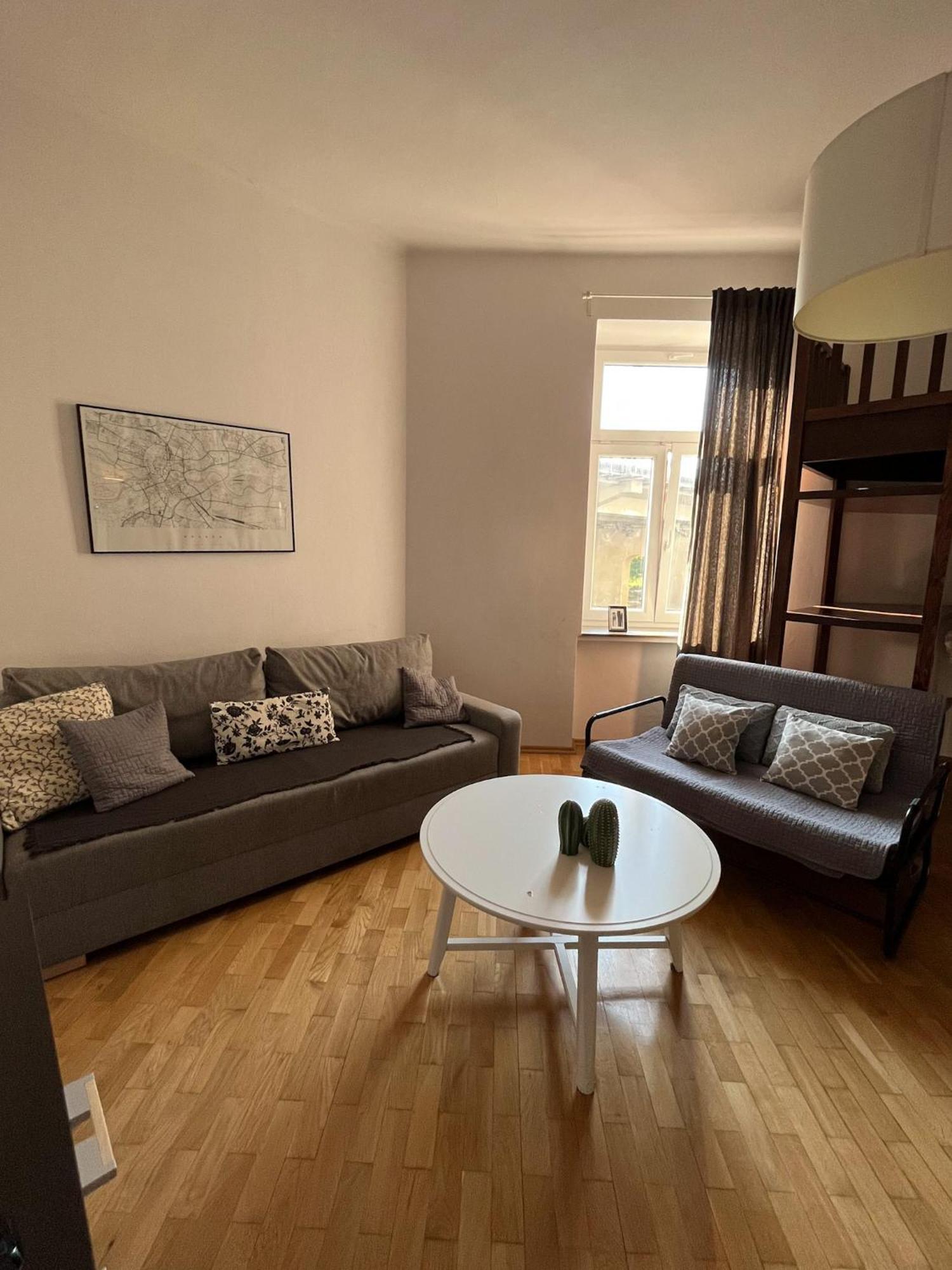 Downtown Apartment B Cracovie Extérieur photo