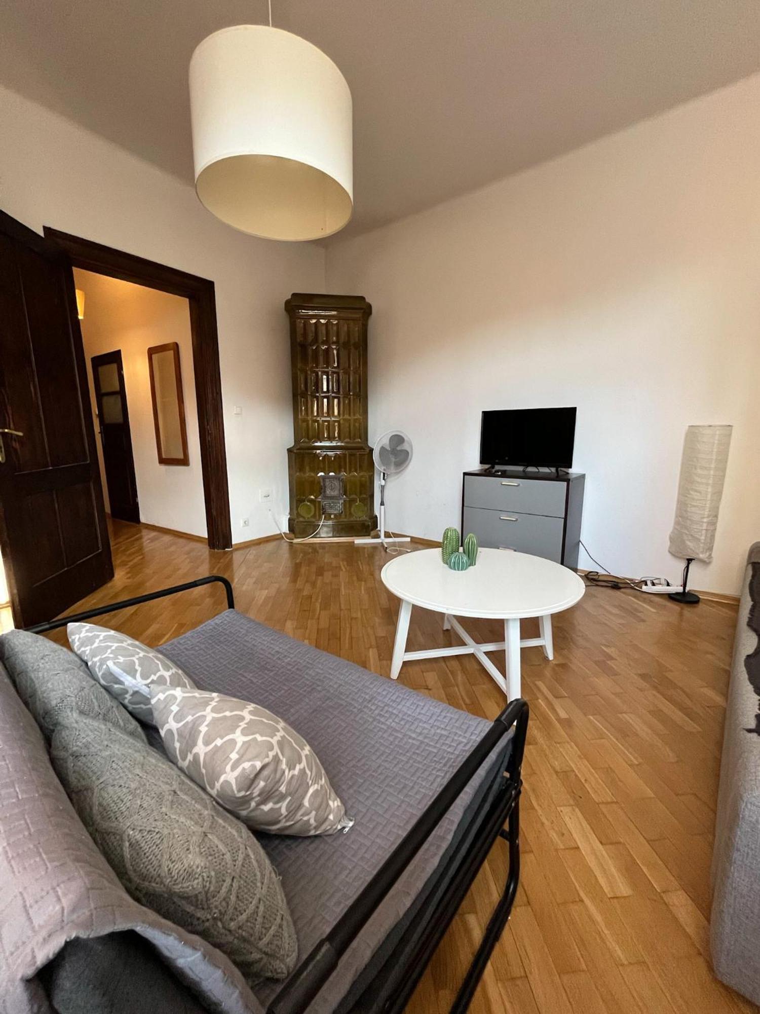 Downtown Apartment B Cracovie Extérieur photo